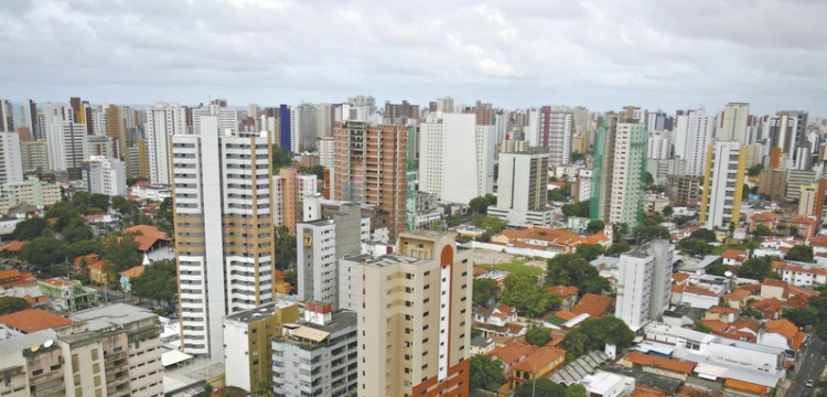 Folha de S.Paulo: Fatia da casa financiada por banco cai a menor nível em 10 anos