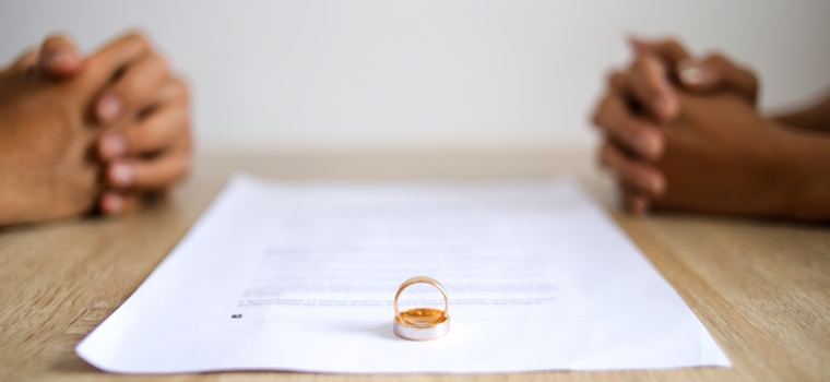 Artigo: Divórcio extrajudicial: a solução rápida e online mesmo com filhos menores ou incapazes – por Julio Martins