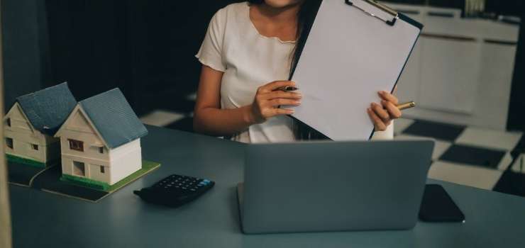 Artigo: Reconduzindo às categorias jurídicas: vícios construtivos ou inadimplemento? Prazos prescricionais ou decadenciais – por José Fernando Simão