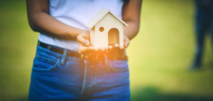 Câmara dos Deputados: Comissão aprova proibição de usucapião por marido agressor quando mulher fugir de violência