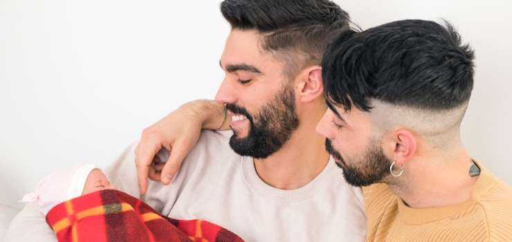 Artigo: A judicialização da adoção por casais homoafetivos no Brasil – por Lucas Sérvio Ramadas e Ana Gabriela Rodrigues de Sousa