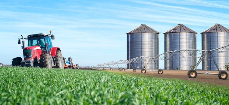 Artigo: A indústria de insumos como pilar do financiamento do agronegócio brasileiro e o imperativo da segurança jurídica – por Amanda Lima e Renato Gomides